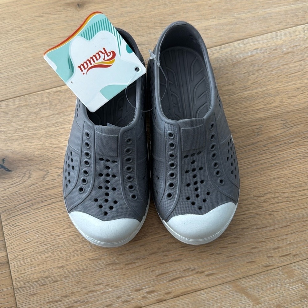NEW Toddler kids shoes